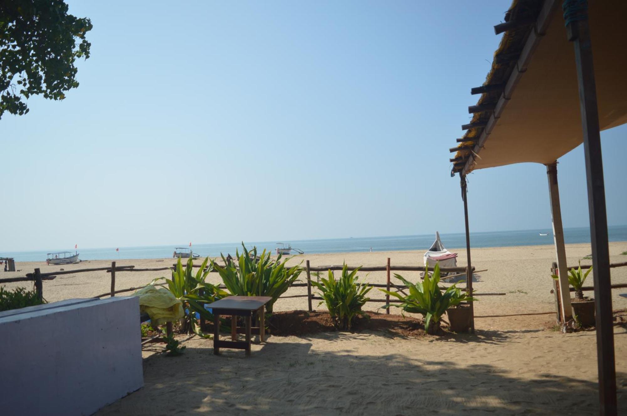Riya Cottages And Beach Huts Agonda Exteriör bild